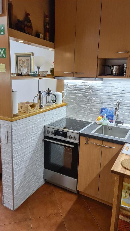 Apartment Akacija Gardens Βελιγράδι Εξωτερικό φωτογραφία
