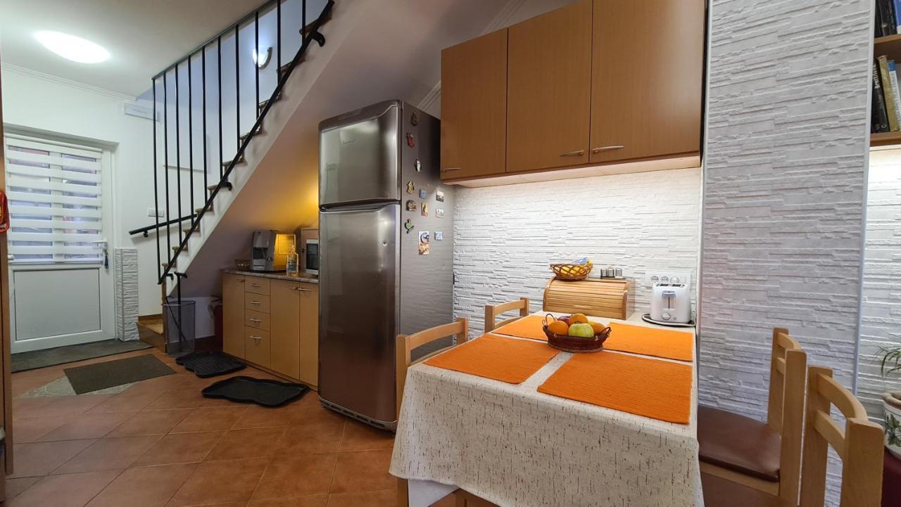 Apartment Akacija Gardens Βελιγράδι Εξωτερικό φωτογραφία
