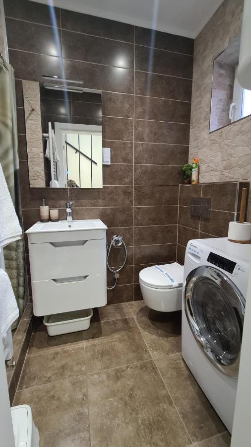Apartment Akacija Gardens Βελιγράδι Εξωτερικό φωτογραφία