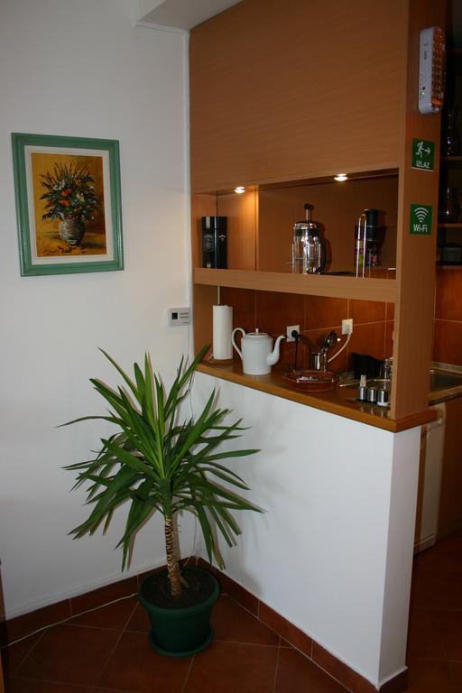 Apartment Akacija Gardens Βελιγράδι Δωμάτιο φωτογραφία