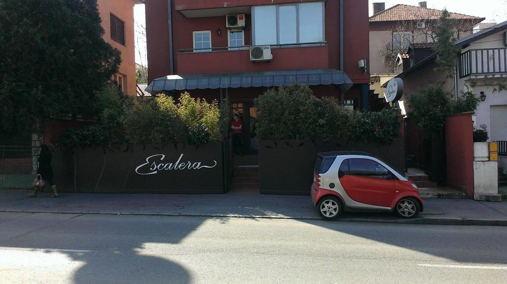 Apartment Akacija Gardens Βελιγράδι Εξωτερικό φωτογραφία